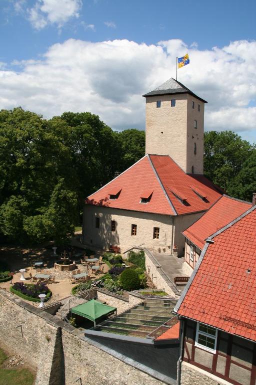 Burg Warberg Hotel Exterior photo
